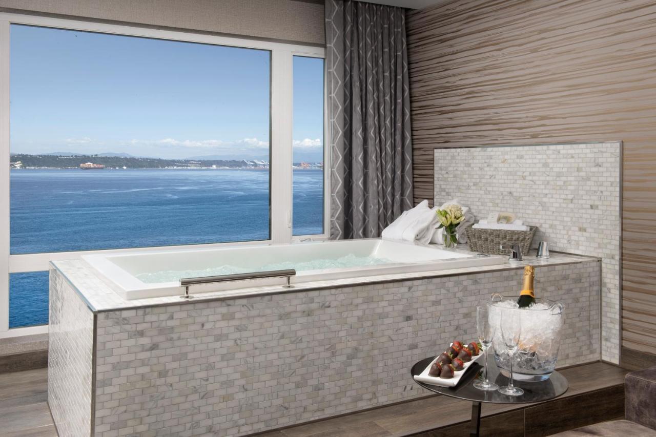Silver Cloud Hotel Tacoma At Point Ruston Waterfront 외부 사진
